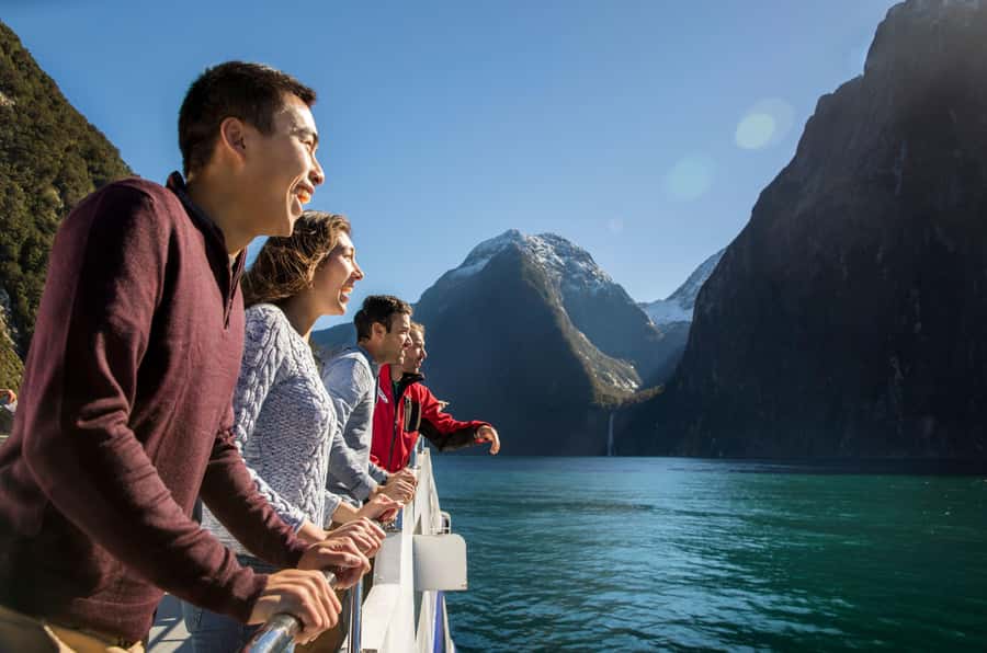 From Te Anau: Milford Sound Premium Bus Tour and Cruise - Is $140 a fair price?