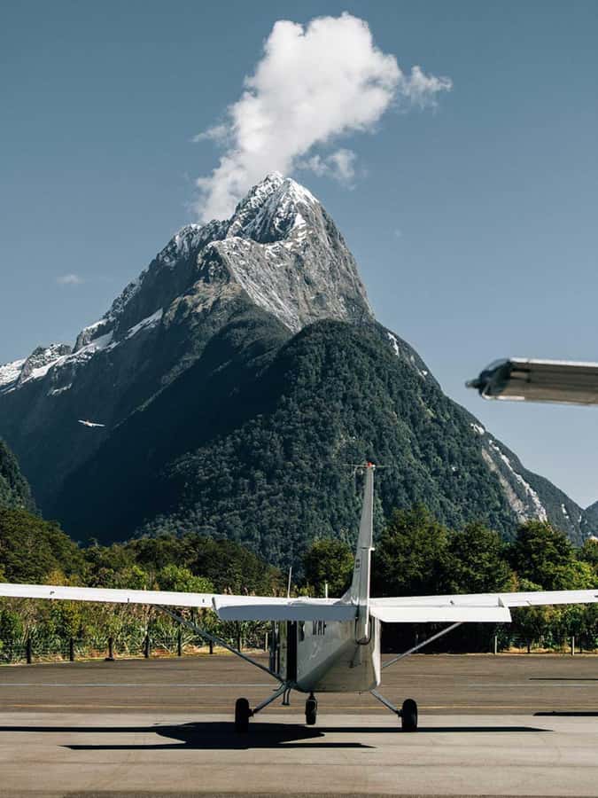 From Wanaka: Milford Sound Flight with Landing & Glaciers - Reading the Southern Alps from your window seat