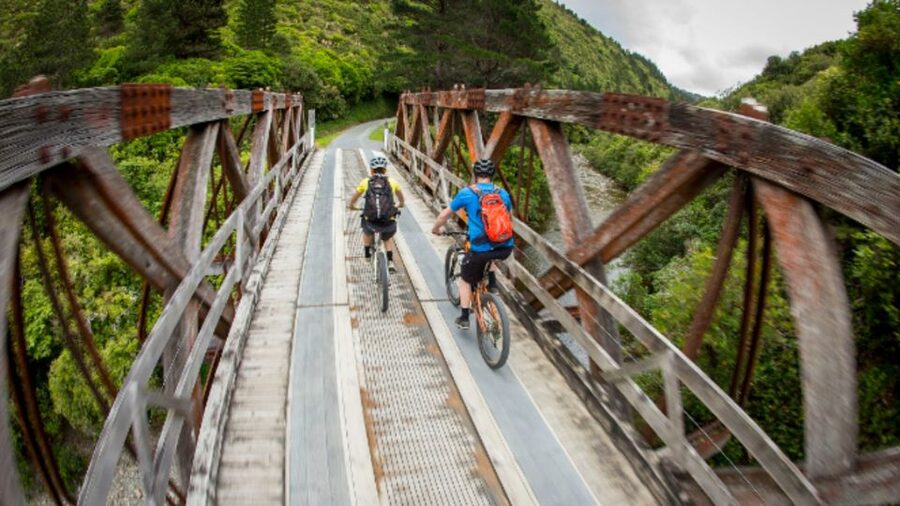 From Wellington: Remutaka Rail Trail eBike Tour - The narrow 2km section near Cross Creek