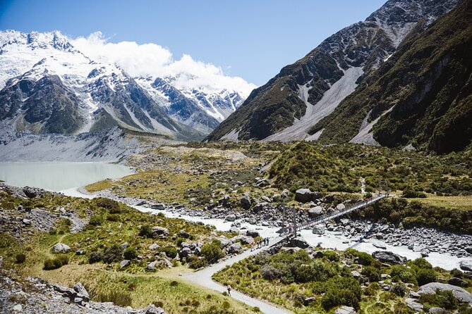 Full-Day Guided Sightseeing Tour of Mount Cook from Queenstown - Lindis Pass and the changing high country