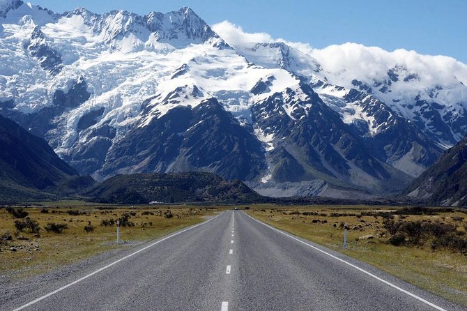 Full-Day Private Tour Mt.Cook from Christchurch - Lake Pukaki and the blue water