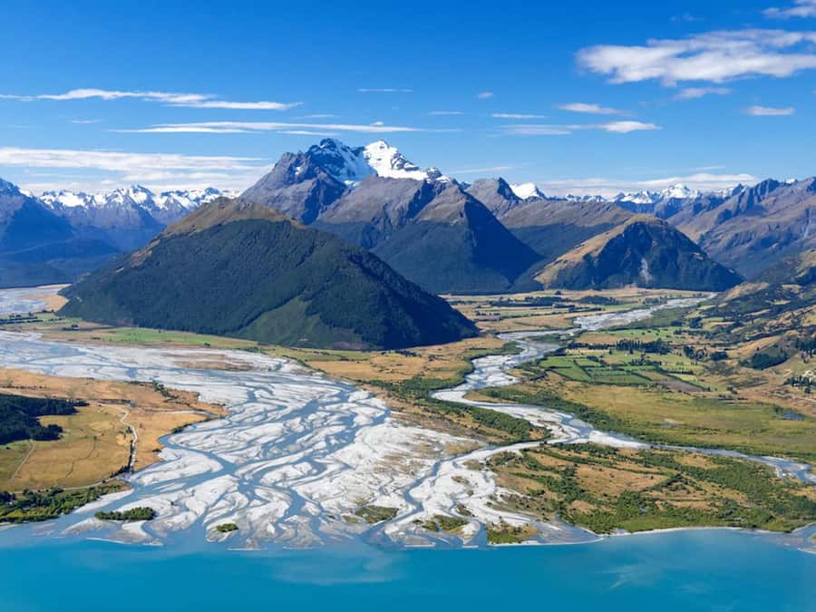 Glenorchy: 25-30 Minute Snow Landing Helicopter Experience - Weather, clothing, and photography