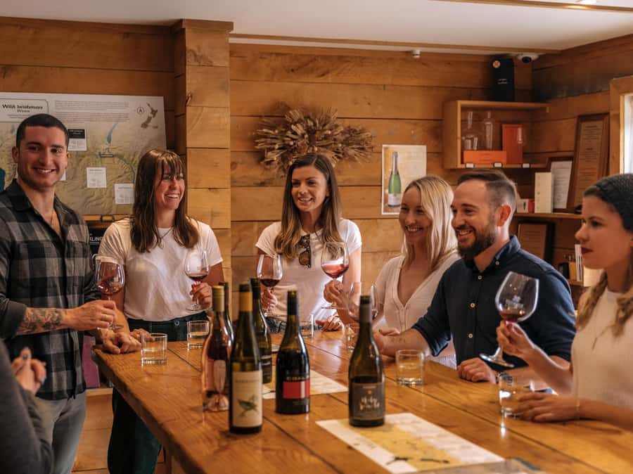 Gourmet Food and Wine Tour with Lunch and Wine Tastings - Starting with the Kawarau Gorge