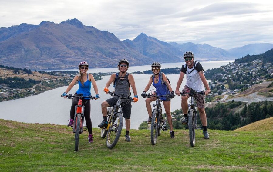 Guided Mountain E-bike Tour - Ride to the Sky - Managing the downhill return