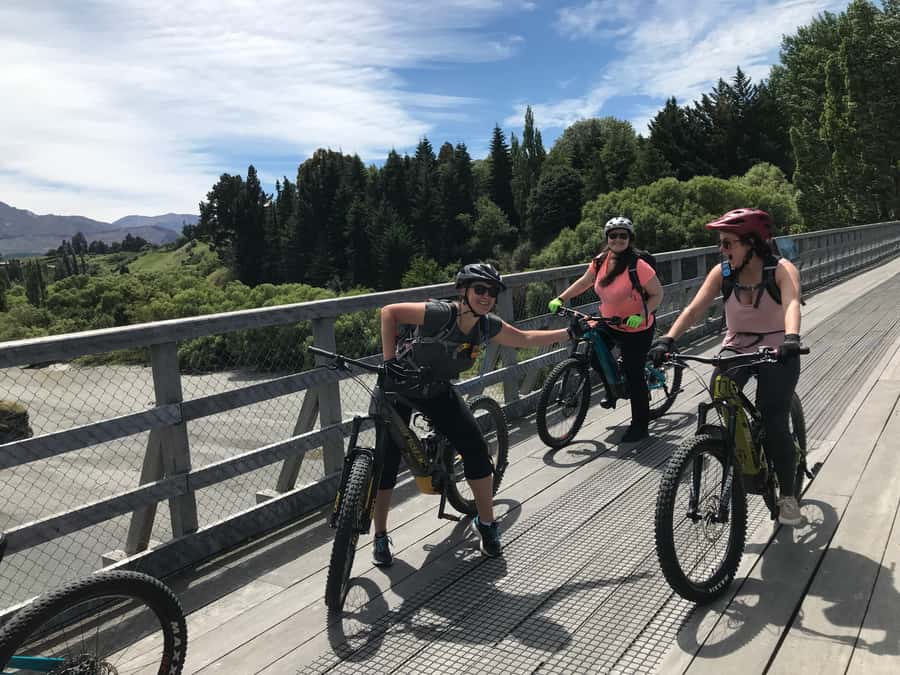 Guided Scenic E-bike Tour - Ride to the Lake - What the $134 price includes