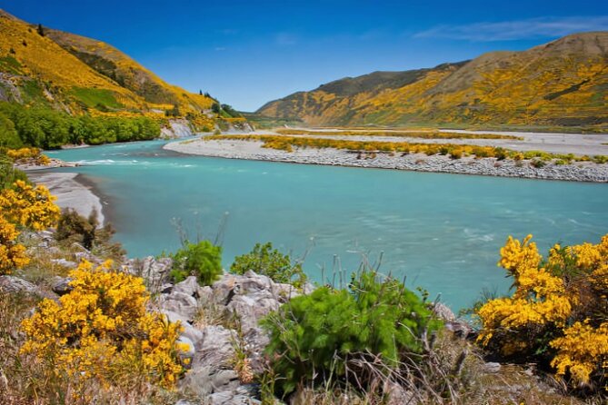 Hanmer Springs Pool Day Tour From Christchurch - Cafés, local food, and the return through Waipara