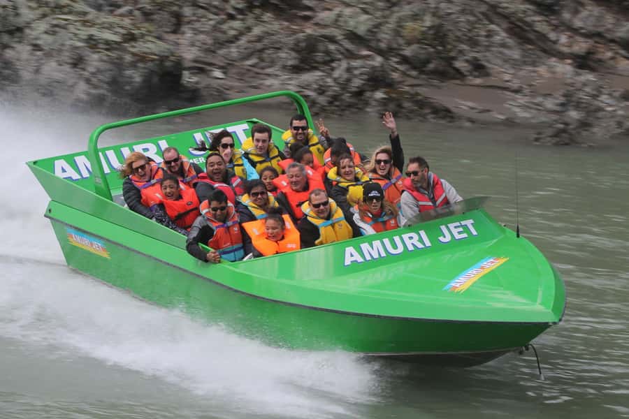 Hanmer Springs: River Jet Boat Ride - The Hamilton 360 degree spin