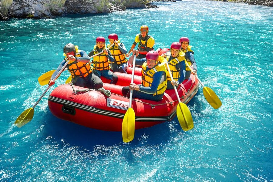 Hanmer Springs: Waiau Gorge Rafting Tour - The safety briefing and gear