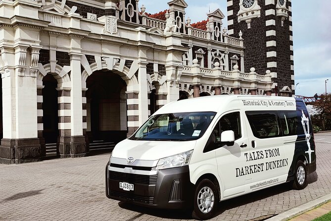 Heritage City and Larnach Castle Van tour with Historian Guide - Baldwin Street is more than a quick photo stop