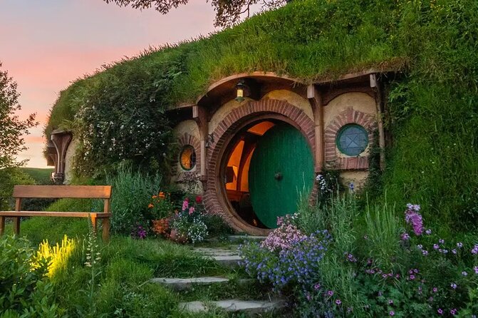 Hobbiton Movie Set Small Group Private Transfer from Auckland - Checking in at The Shire’s Rest