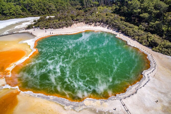Hobbiton & Rotorua including Wai-O-Tapu - Small Group Tour from Auckland - The big Auckland day out