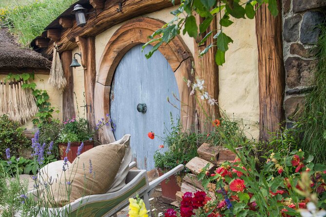 Hobbiton & Rotorua Māori Village with Lunch from Auckland - What you will see at Hobbiton