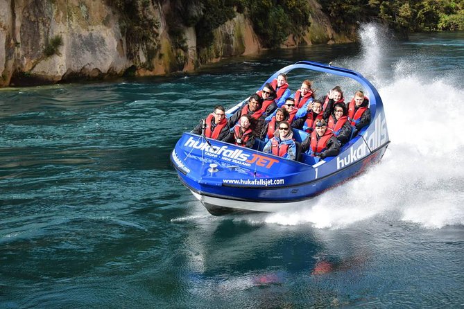 Hukafalls Jet Boat Ride in Taupo - Guides who add more than boat skills