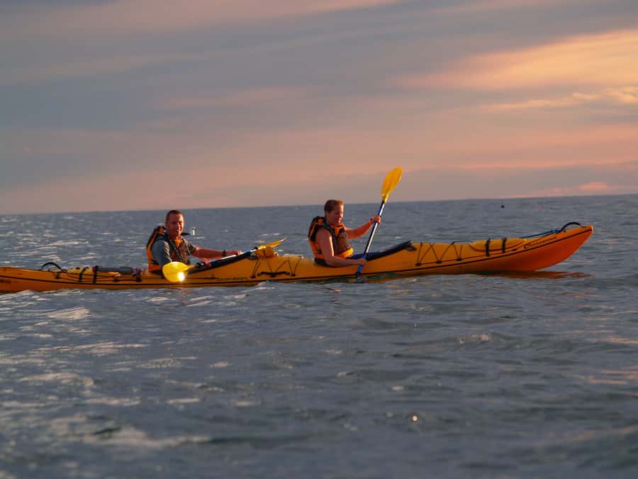 Kaikoura: Sunset Evening Kayaking Tour - Getting ready at Kaikoura Kayaks