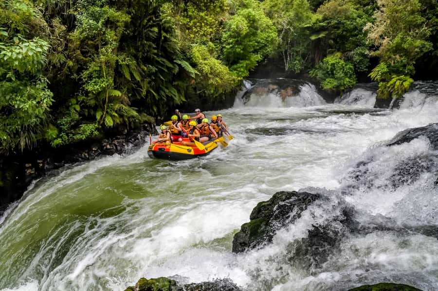 Kaituna River and Tutea Falls Whitewater Rafting - The safety lesson is part of the adventure