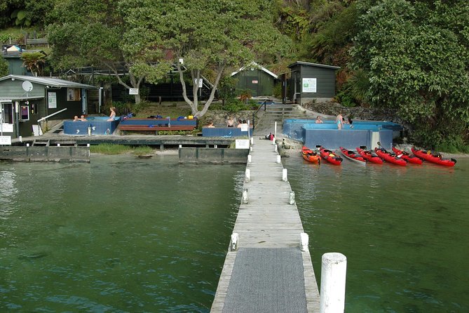 Lake Rotoiti Evening Kayak Tour including Hot Springs, Glowworm Caves and BBQ Dinner - The hot pools: your best chance to relax