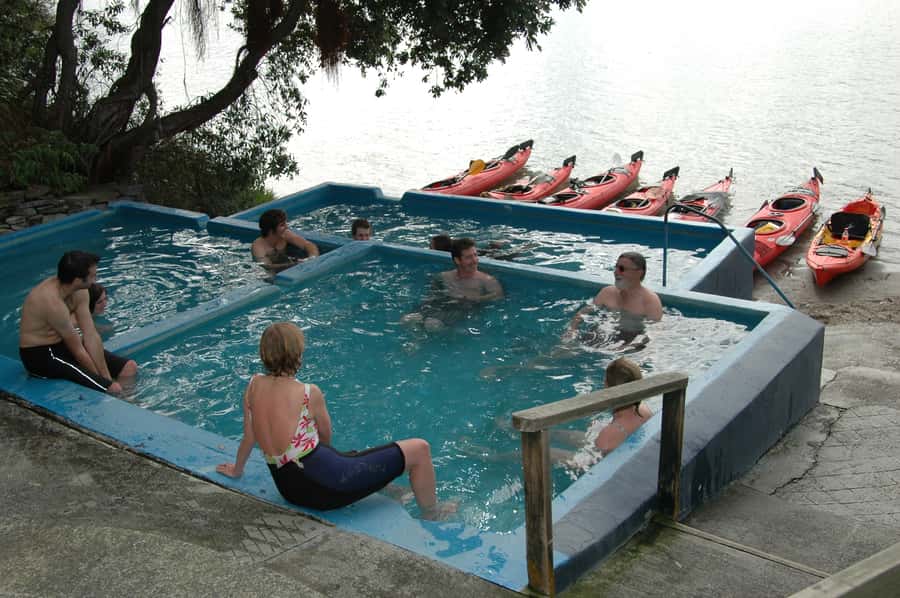 Lake Rotoiti & Hot Pools Guided Kayak - Starting from Rotorua with gear and a safety briefing