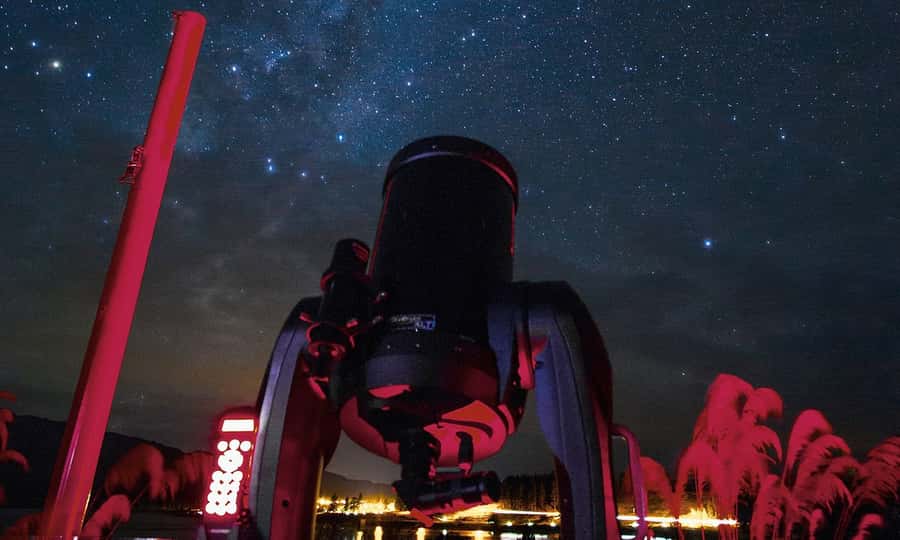 Lake Tekapo: 1.5-Hour Hot Pools & Stargazing Experience - The first half: telescope, constellations, and sky stories