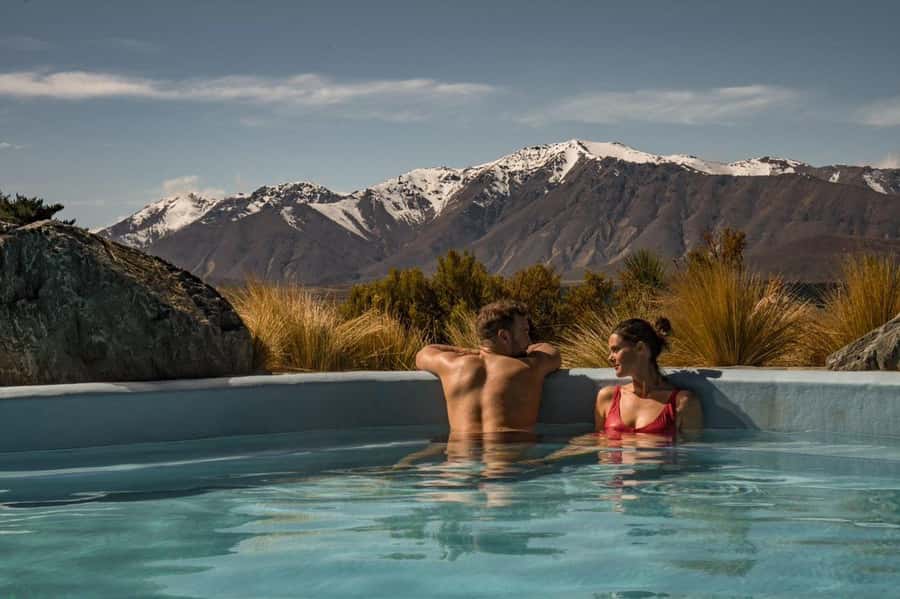Lake Tekapo: Single Day Multiple Entry Pass for Hot Pools - When to go for the best experience