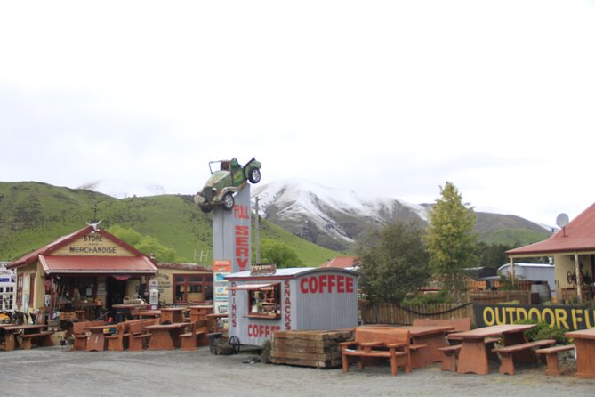 Lake Tekapo Stargazing & Mount Cook 2-Day Tour from Christchurch - Walking the Hooker Valley Track