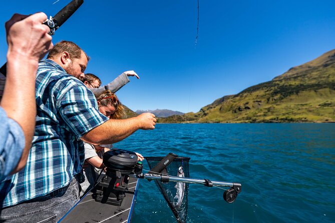 Lake Wakatipu Queenstown: 6 hour Fishing Adventure by Boat - Keeping trout or salmon after the trip