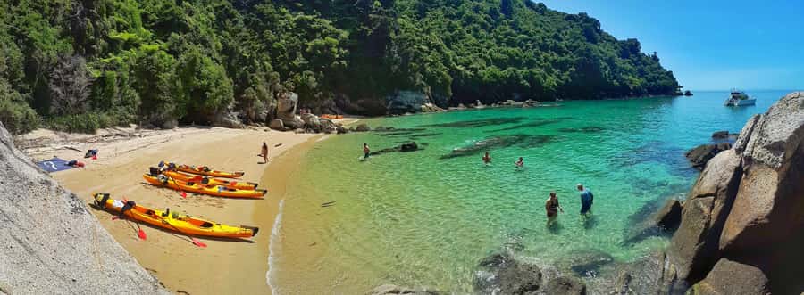 Mārahau: Abel Tasman Marine Reserve Kayak Tour - Tonga Arches and the granite coast