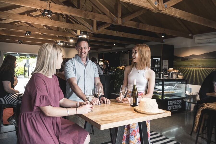 Marlborough: Full-Day Wine and Seafood Tour with Cruise - Three hours through Queen Charlotte Sound