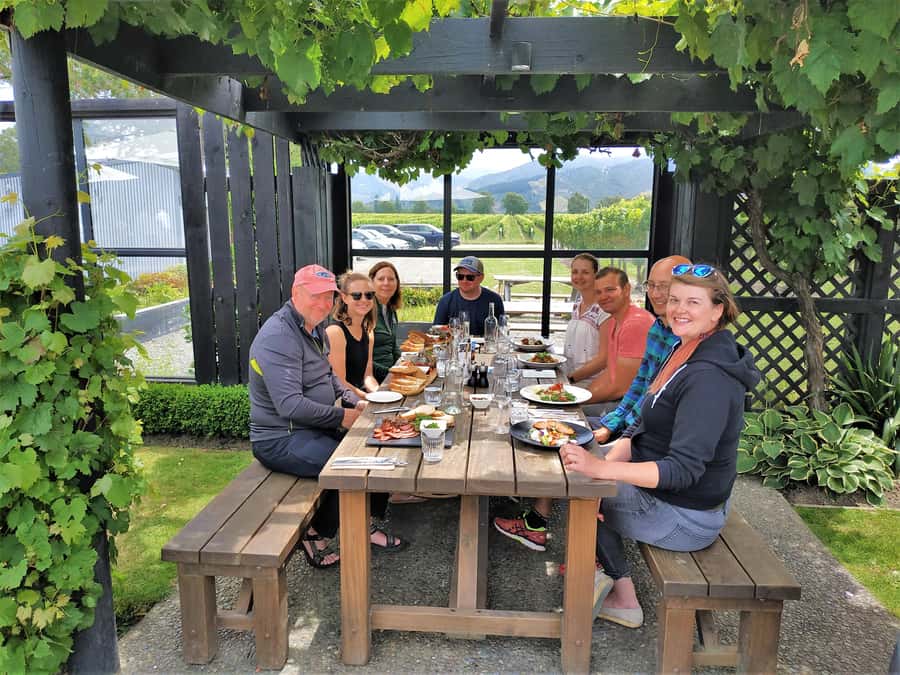 Marlborough: Half Day Blenheim Wine Tour - Eating & Sipping - Three cellar doors, with lunch in the middle