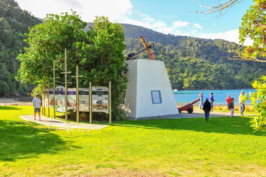 Marlborough Sounds and Ship Cove Cruise from Picton - Who will enjoy this Picton cruise