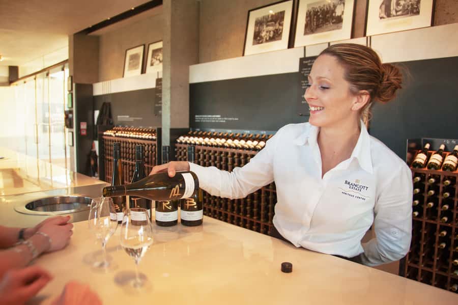 Marlborough: Wineries Visit with Tastings and 2-Course Lunch - Who will enjoy this tour most?