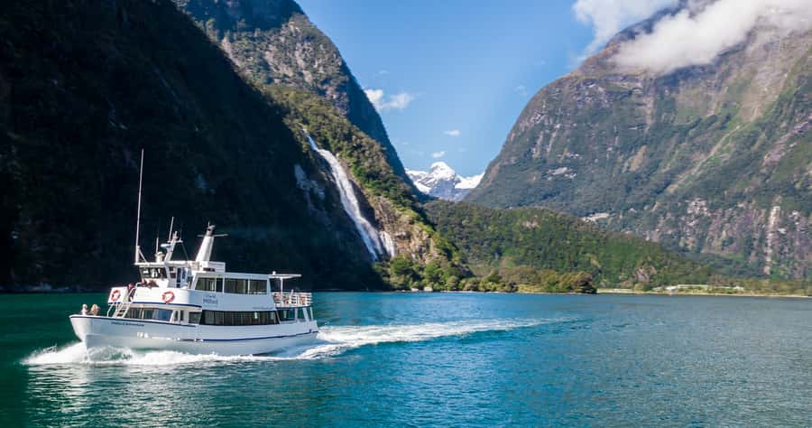 Milford Sound: Boutique Small-Boat Cruise - Seals, Fairy Falls, and the first soaking