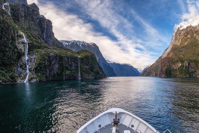 Milford Sound Coach & Cruise ex Te Anau Stunning Views with Lunch - Weather, clothing, and who should book