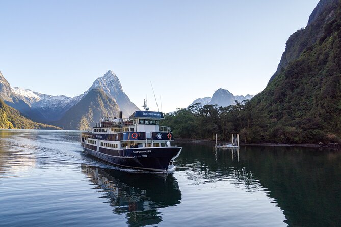Milford Sound Cruise from Queenstown or Te Anau - Food, coffee, and what to pack