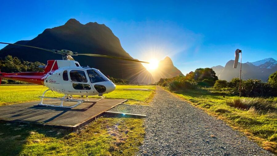 Milford Sound Extended Helicopter Flight & 3 Landings - Third landing on a glacier or alpine site