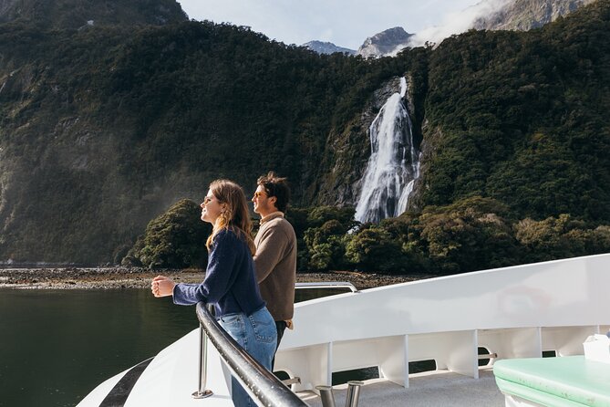 Milford Sound Fly-Cruise-Fly Tour from Queenstown - From Queenstown to the Southern Alps