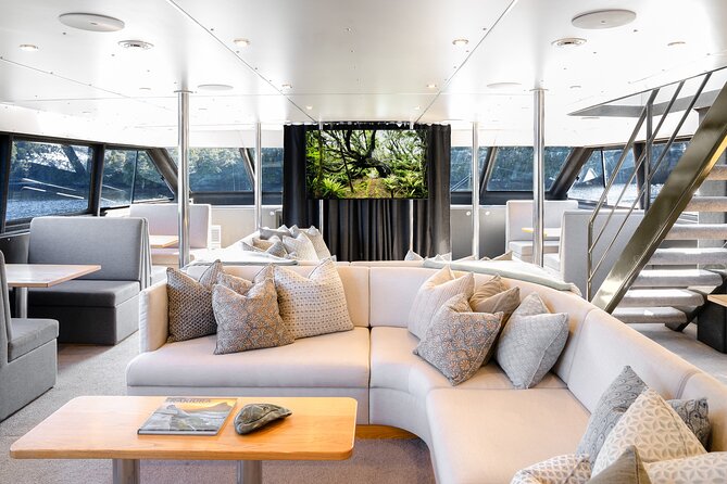 Milford Sound Luxury Lunch Cruise onboard The Fiordland Jewel - Checking in at noon for a 12:30pm departure
