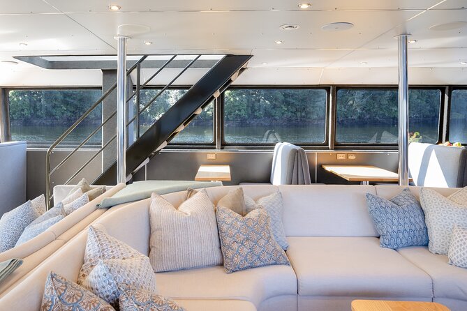 Milford Sound Overnight Cruise Fiordland Jewel - Why staying overnight changes Milford Sound