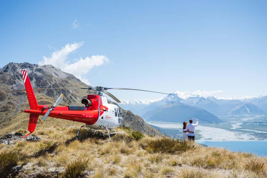 Milford Sound Scenic Helicopter Flight with Landing - Who will enjoy this flight most?