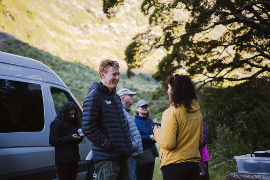 Milford Sound: Small-Group Tour from Te Anau - Morning tea and short walks break up the drive