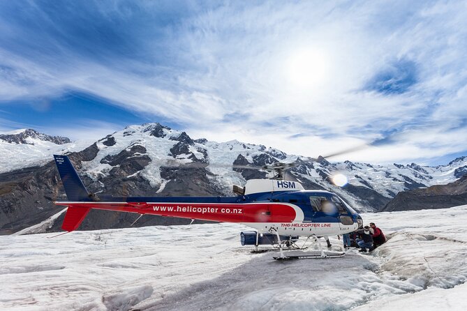 Mount Cook: 3-Hour Tasman Glacier Heli-Hike - Two hours on a moving glacier