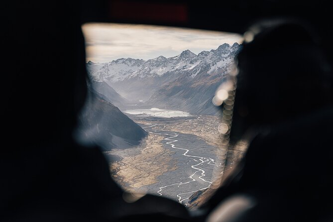 Mount Cook Alpine Explorer Helicopter Flight with Alpine Landing - Practical details that can make the flight better