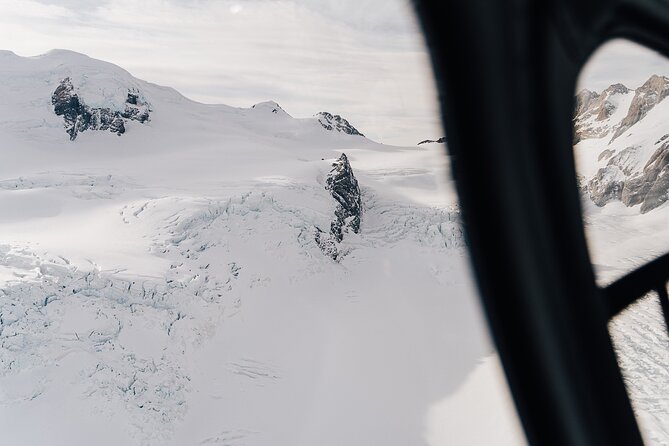 Mount Cook and The Glaciers 55-Minute Helicopter Flight - Crossing to the West Coast glaciers