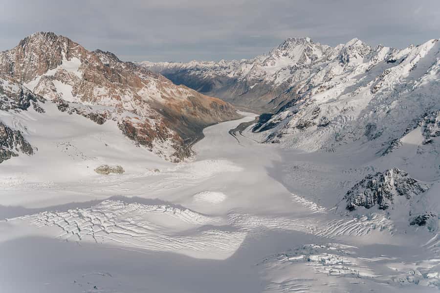 Mount Cook: Aoraki/Mt Cook & The Glaciers 55 Minute Flight - Weather, cancellations, and smart scheduling