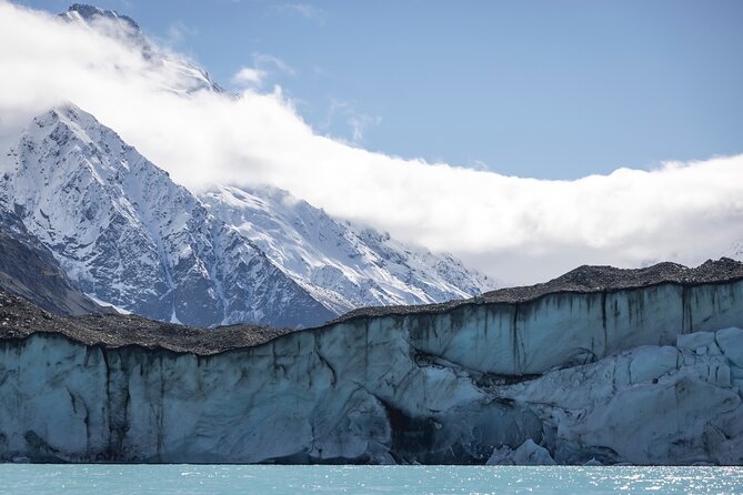 Mount Cook, Lake Tekapo and Tasman Glacier Tour from Christchurch - Lake Tekapo, the church and the Sheepdog Statue