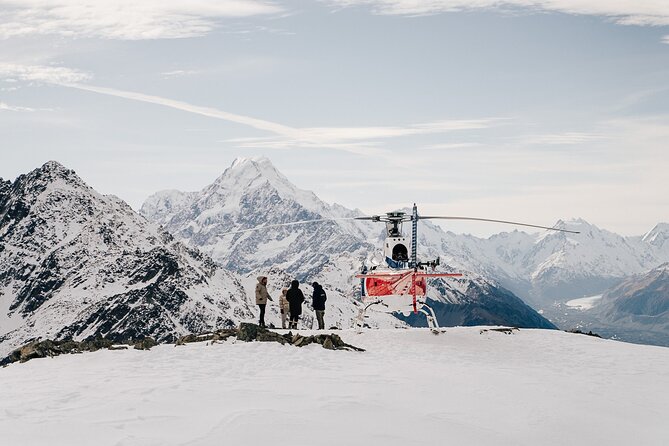 Mount Cook: Mountains High 40-Minute Helicopter Flight - Hochstetter Icefall and the upper Tasman Glacier