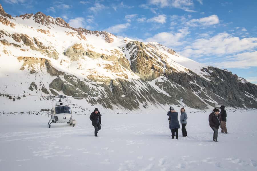 Mount Cook: Scenic Helicopter Flight with Alpine Landing - Should you book the Mount Cook alpine landing?