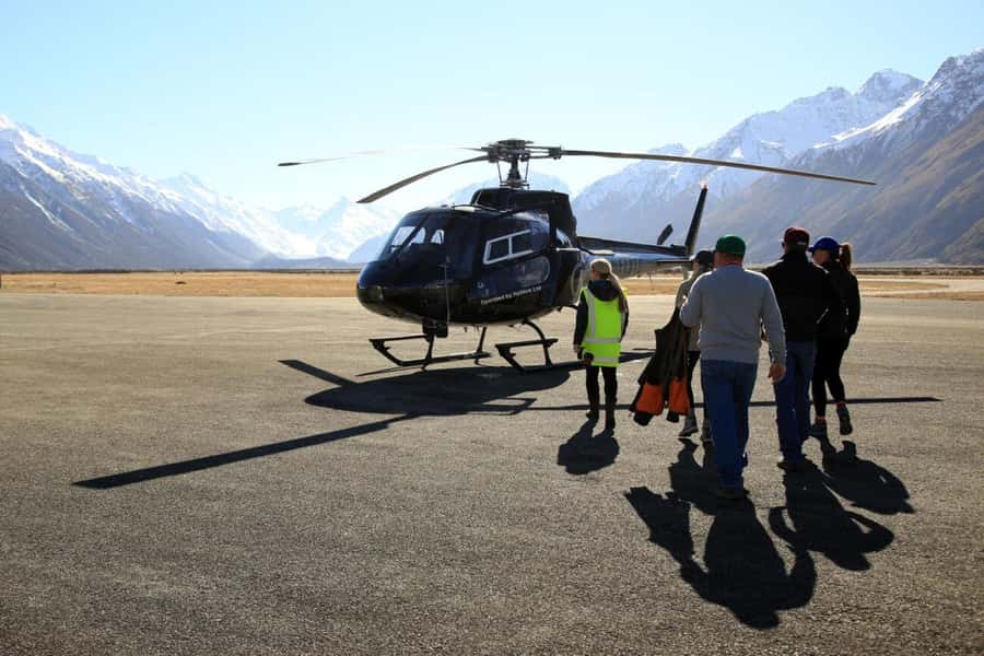 Mount Cook: Scenic Helicopter Flight with Alpine Landing - Returning to Mount Cook Airport