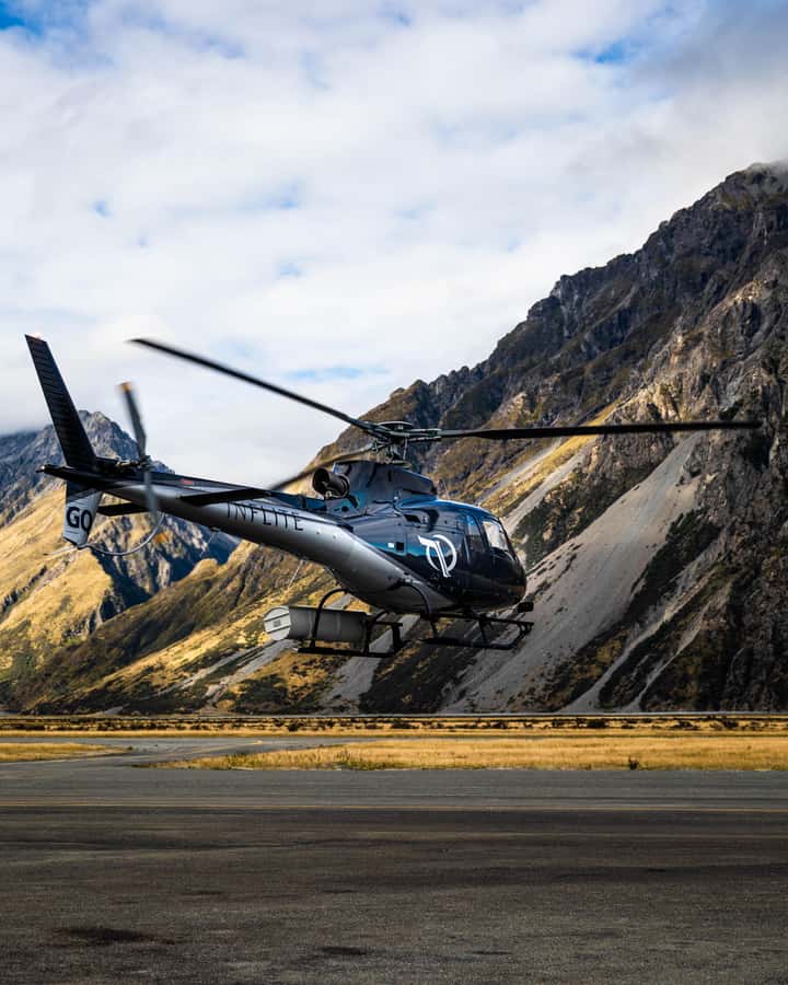 Mount Cook: Ski Plane and Helicopter Glacier Combo Flight - A 45-minute flight above Aoraki Mount Cook