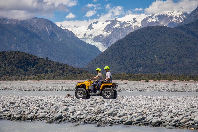Mount Cook Spectacular Helicopter Flight from Fox Glacier - The Aoraki/Mt. Cook snow landing