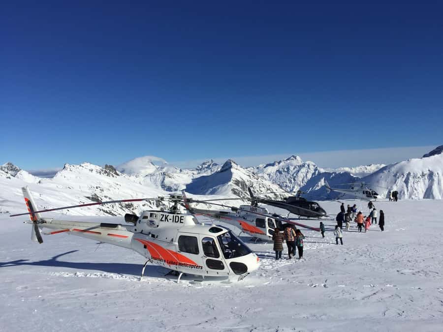 Mount Cook: Tasman Glacier & National Park Scenic Flight - Meeting at Heliworks Mt Cook